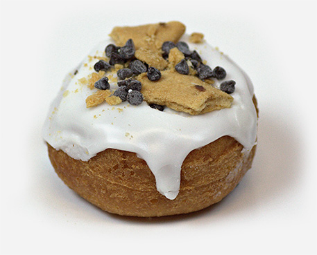 donut large canoli
